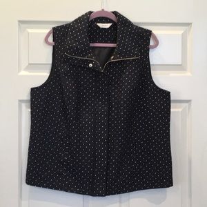 NWOT CJ Banks Woman’s 1X Navy with White Dots Vest